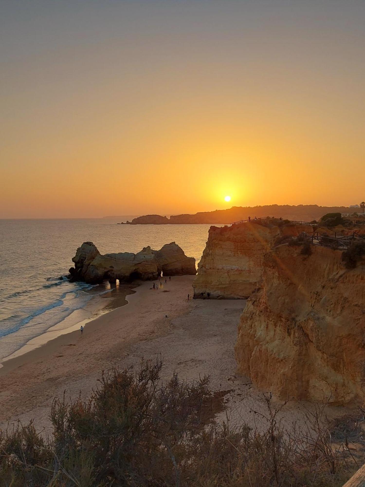 Front Beach Apartment Portimão Εξωτερικό φωτογραφία